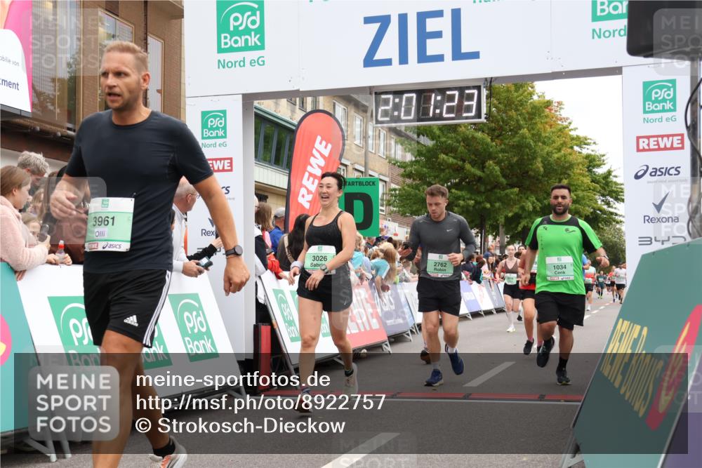 21.09.2025 - PSD Bank Halbmarathon Strokosch-Dieckow http://msf.ph/oto/8922757 21.09.2025 12:00:46 Ziel 1034, 2317, 2388, 2516, 2699, 2761, 2762, 3026, 3104, 3677, 3957, 3961 meine-sportfotos.de