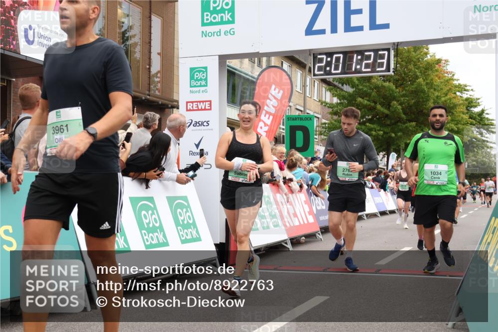 21.09.2025 - PSD Bank Halbmarathon Strokosch-Dieckow http://msf.ph/oto/8922763 21.09.2025 12:00:47 Ziel 1034, 2317, 2388, 2516, 2699, 2761, 2762, 3026, 3104, 3957, 3961 meine-sportfotos.de