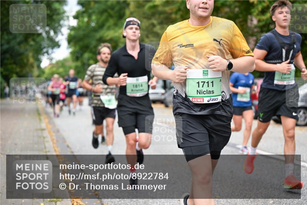 21.09.2025 - PSD Bank Halbmarathon Dr. Thomas Lammeyer http://msf.ph/oto/8922784 21.09.2025 10:42:13 Laufen 1814, 1711 meine-sportfotos.de