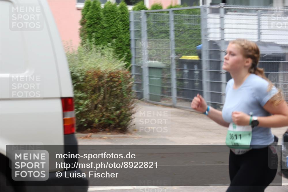 21.09.2025 - PSD Bank Halbmarathon Luisa Fischer http://msf.ph/oto/8922821 21.09.2025 12:13:38 Laufen 3617 meine-sportfotos.de