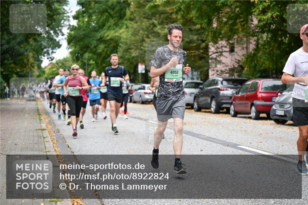 21.09.2025 - PSD Bank Halbmarathon Dr. Thomas Lammeyer http://msf.ph/oto/8922824 21.09.2025 10:42:16 Laufen 2277, 2367, 4052 meine-sportfotos.de