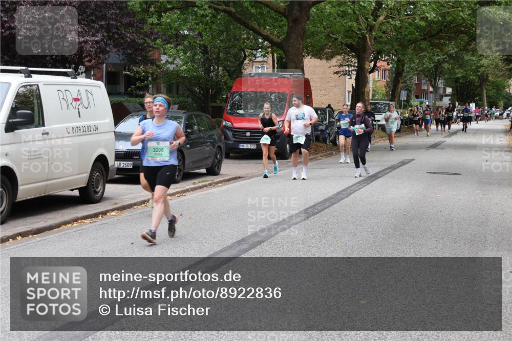 21.09.2025 - PSD Bank Halbmarathon Luisa Fischer http://msf.ph/oto/8922836 21.09.2025 12:13:57 Laufen 0179, 32, 82, 124, 6700, 3206, 2609 meine-sportfotos.de