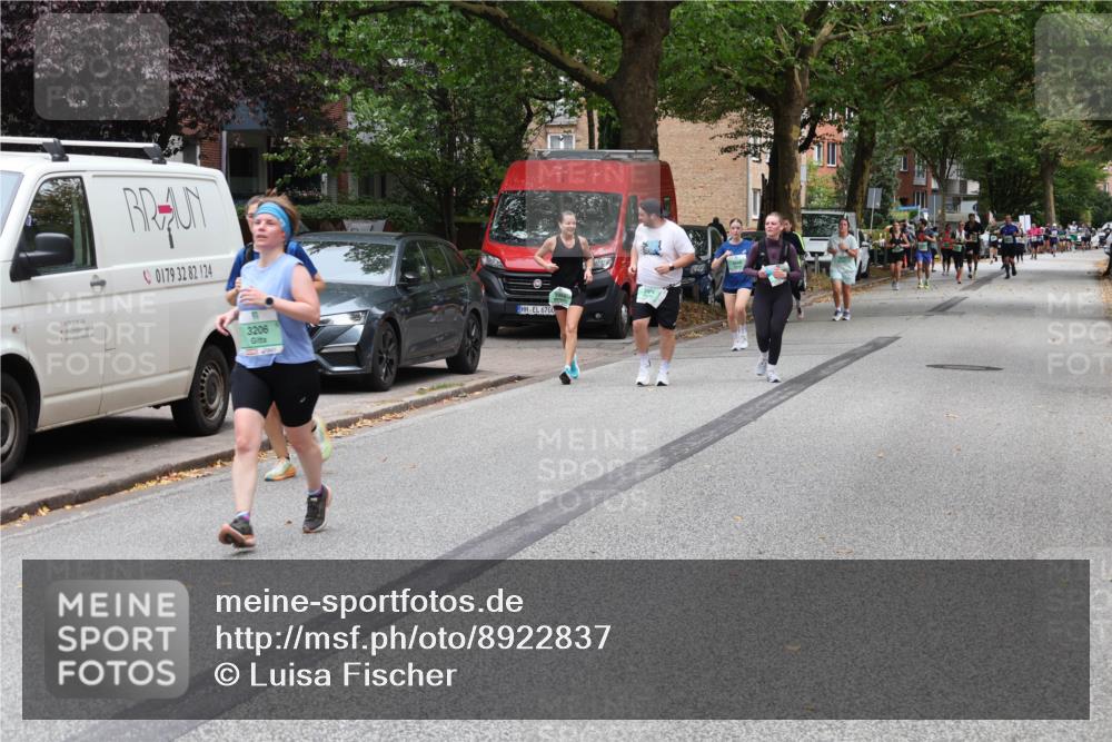 21.09.2025 - PSD Bank Halbmarathon Luisa Fischer http://msf.ph/oto/8922837 21.09.2025 12:13:58 Laufen 0179, 32, 82, 124, 3206, 6700 meine-sportfotos.de