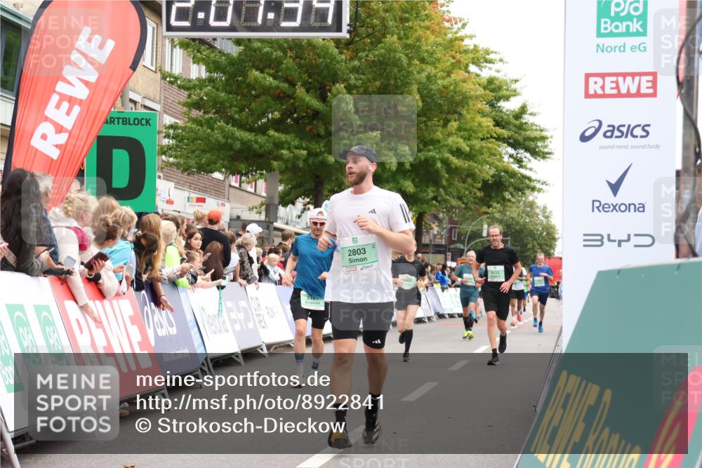 21.09.2025 - PSD Bank Halbmarathon Strokosch-Dieckow http://msf.ph/oto/8922841 21.09.2025 12:00:58 Ziel 1382, 2481, 2668, 2761, 2803, 3168, 3172 meine-sportfotos.de