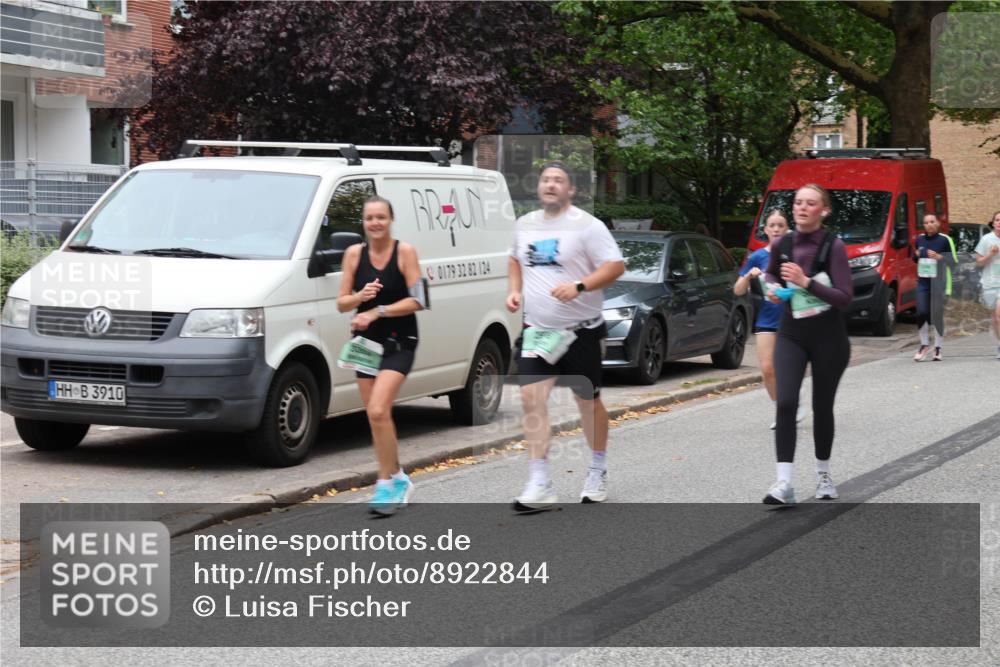 21.09.2025 - PSD Bank Halbmarathon Luisa Fischer http://msf.ph/oto/8922844 21.09.2025 12:14:02 Laufen 3910, 0179, 32, 82, 124 meine-sportfotos.de