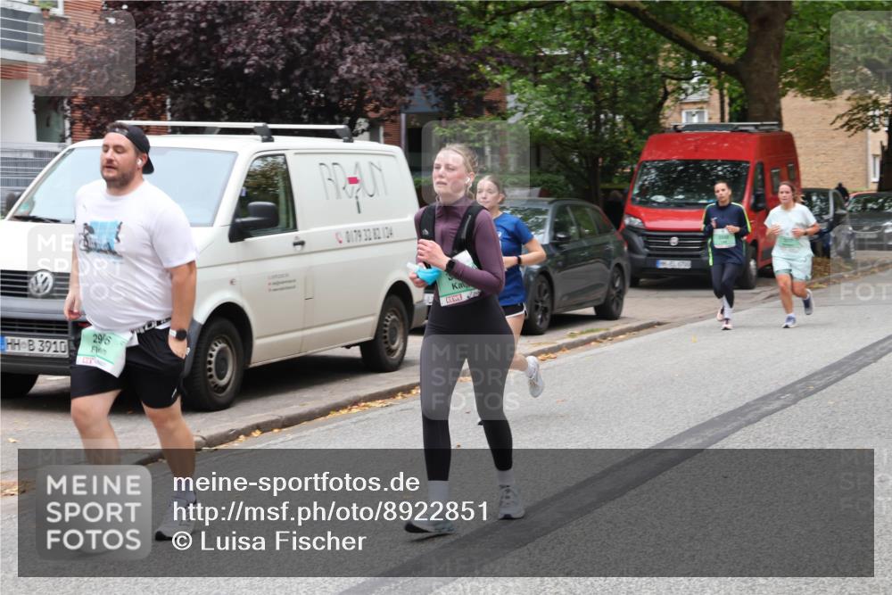 21.09.2025 - PSD Bank Halbmarathon Luisa Fischer http://msf.ph/oto/8922851 21.09.2025 12:14:03 Laufen 3910, 2966, 0179, 32, 82, 124 meine-sportfotos.de