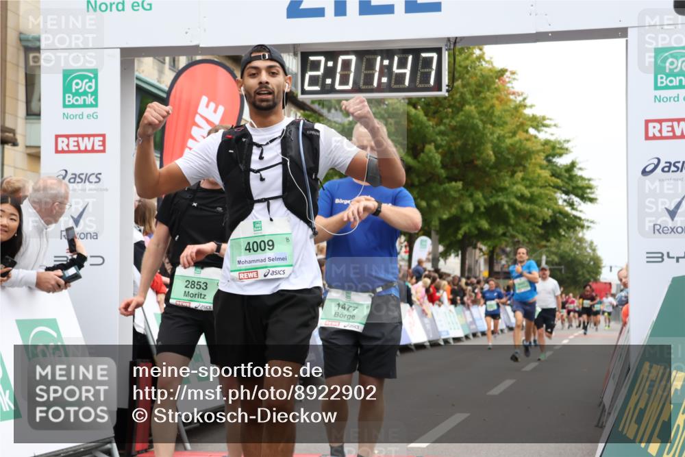 21.09.2025 - PSD Bank Halbmarathon Strokosch-Dieckow http://msf.ph/oto/8922902 21.09.2025 12:01:10 Ziel 1203, 1477, 1764, 2468, 2668, 2683, 2853, 2986, 4009 meine-sportfotos.de
