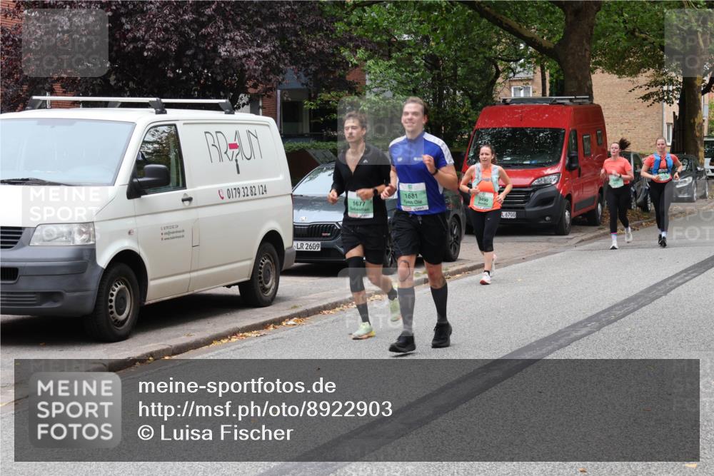 21.09.2025 - PSD Bank Halbmarathon Luisa Fischer http://msf.ph/oto/8922903 21.09.2025 12:14:19 Laufen 0179, 322, 124, 0179, 32, 82, 124, 2609, 1677, 1681, 3490, 6700 meine-sportfotos.de