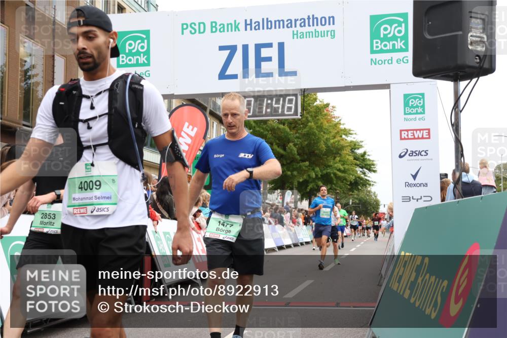 21.09.2025 - PSD Bank Halbmarathon Strokosch-Dieckow http://msf.ph/oto/8922913 21.09.2025 12:01:12 Ziel 1203, 1477, 1764, 2683, 2853, 2986, 4009 meine-sportfotos.de