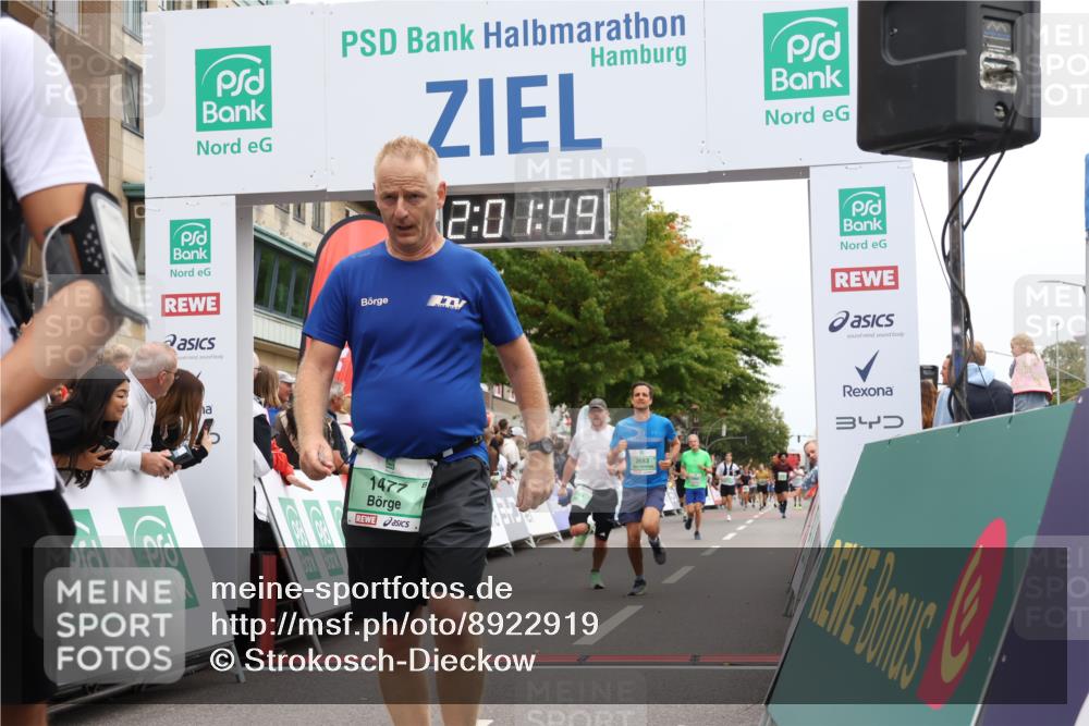 21.09.2025 - PSD Bank Halbmarathon Strokosch-Dieckow http://msf.ph/oto/8922919 21.09.2025 12:01:12 Ziel 1203, 1477, 1764, 2683, 2853, 2986, 4009 meine-sportfotos.de