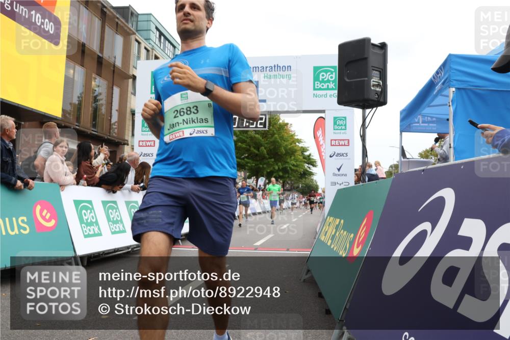 21.09.2025 - PSD Bank Halbmarathon Strokosch-Dieckow http://msf.ph/oto/8922948 21.09.2025 12:01:15 Ziel 1477, 1764, 2661, 2683, 2853, 3956, 4009 meine-sportfotos.de