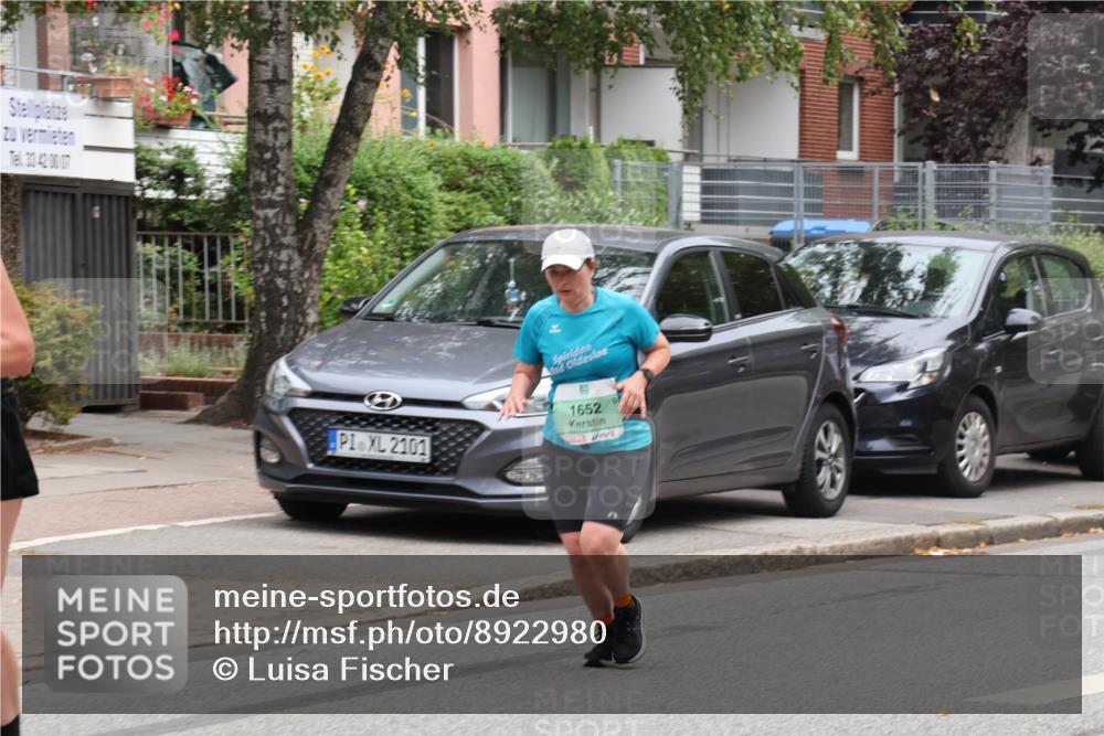 21.09.2025 - PSD Bank Halbmarathon Luisa Fischer http://msf.ph/oto/8922980 21.09.2025 12:15:04 Laufen 33, 42, 00, 07, 2101, 1652 meine-sportfotos.de
