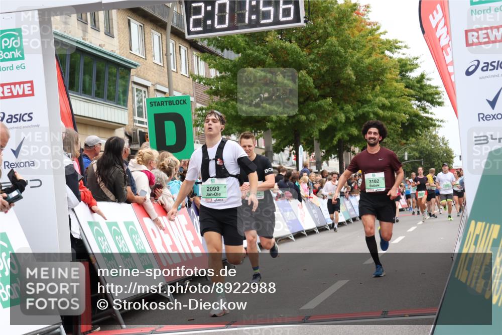 21.09.2025 - PSD Bank Halbmarathon Strokosch-Dieckow http://msf.ph/oto/8922988 21.09.2025 12:01:20 Ziel 1764, 2093, 2498, 2661, 2683, 3182, 3956 meine-sportfotos.de