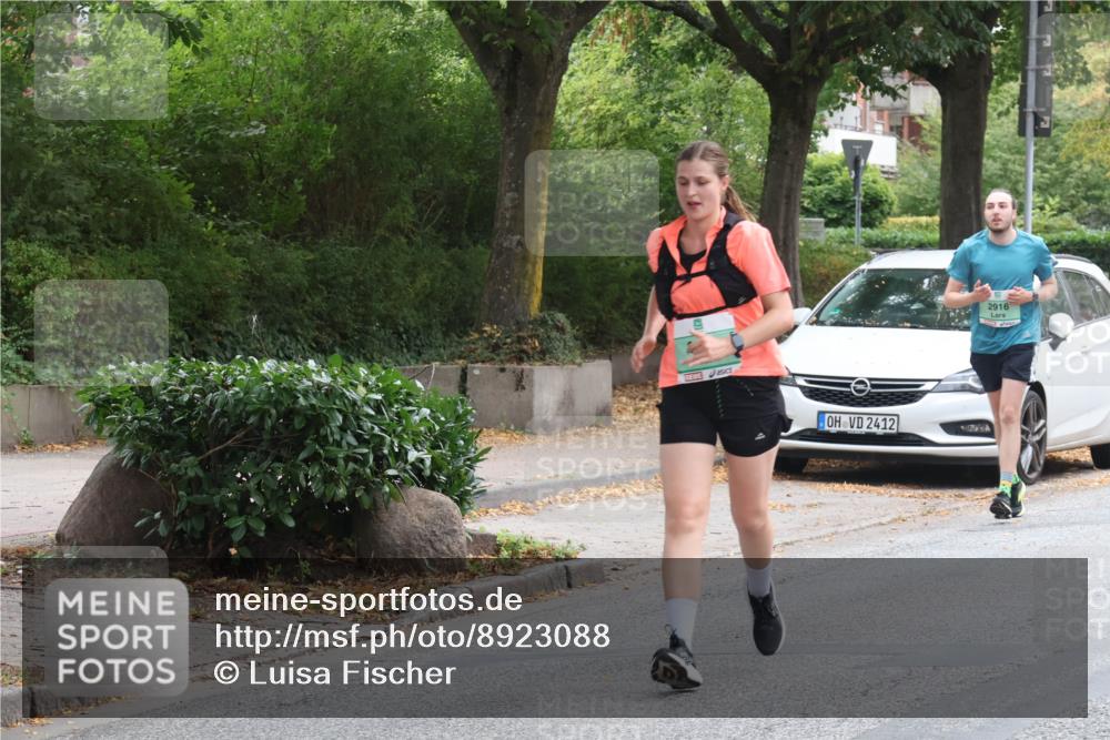 21.09.2025 - PSD Bank Halbmarathon Luisa Fischer http://msf.ph/oto/8923088 21.09.2025 12:19:28 Laufen 2412, 2916 meine-sportfotos.de