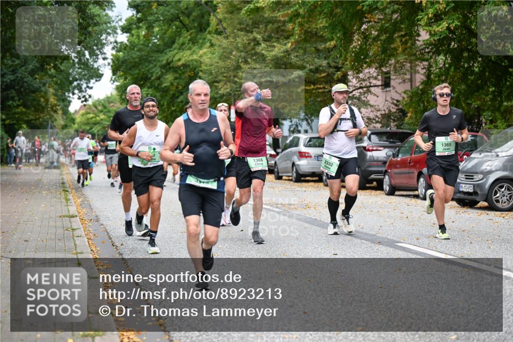21.09.2025 - PSD Bank Halbmarathon Dr. Thomas Lammeyer http://msf.ph/oto/8923213 21.09.2025 10:42:38 Laufen 3957, 1366, 2332, 1365, 4915 meine-sportfotos.de