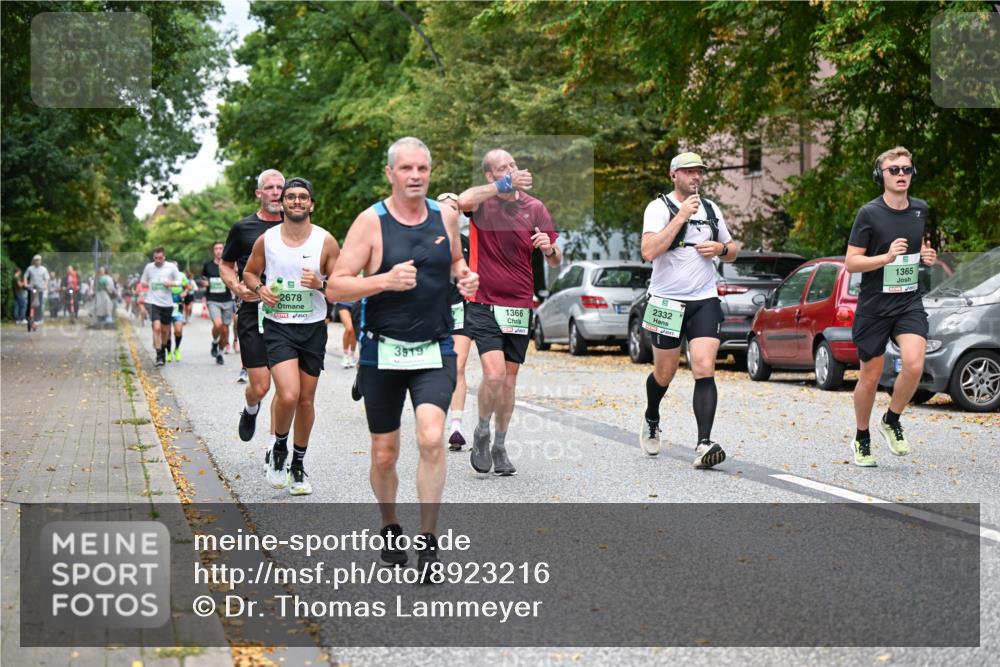 21.09.2025 - PSD Bank Halbmarathon Dr. Thomas Lammeyer http://msf.ph/oto/8923216 21.09.2025 10:42:38 Laufen 2678, 3919, 1366, 2332, 1365, 7 meine-sportfotos.de