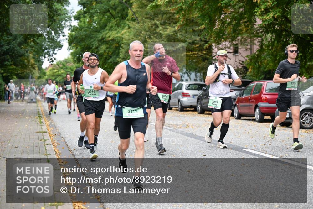 21.09.2025 - PSD Bank Halbmarathon Dr. Thomas Lammeyer http://msf.ph/oto/8923219 21.09.2025 10:42:38 Laufen 2678, 3919, 1366, 2332, 25, 1365 meine-sportfotos.de