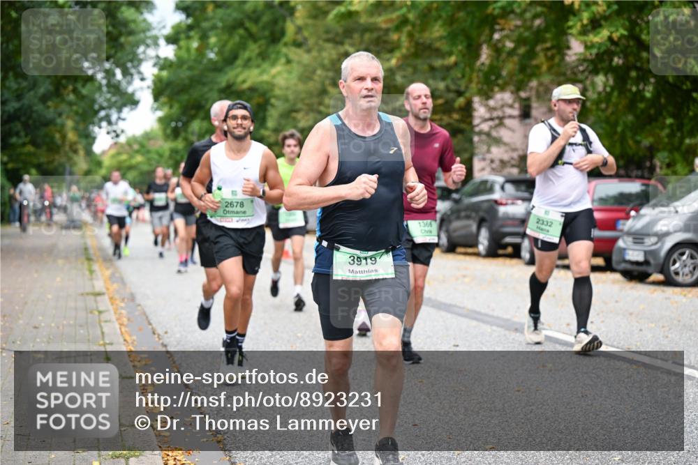21.09.2025 - PSD Bank Halbmarathon Dr. Thomas Lammeyer http://msf.ph/oto/8923231 21.09.2025 10:42:39 Laufen 2678, 3919, 1366, 2332 meine-sportfotos.de