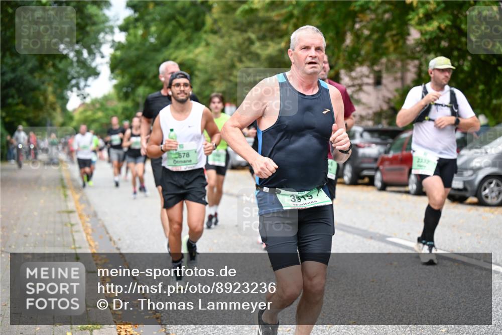 21.09.2025 - PSD Bank Halbmarathon Dr. Thomas Lammeyer http://msf.ph/oto/8923236 21.09.2025 10:42:39 Laufen 678, 3919, 2333 meine-sportfotos.de