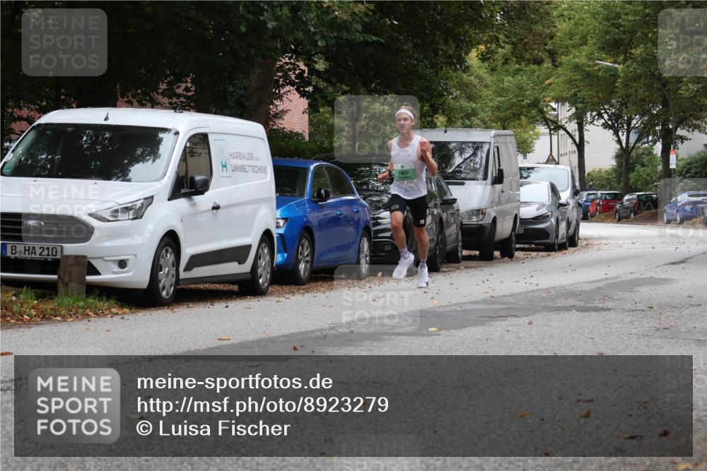 21.09.2025 - PSD Bank Halbmarathon Luisa Fischer http://msf.ph/oto/8923279 21.09.2025 11:04:39 Laufen 210, 1807 meine-sportfotos.de