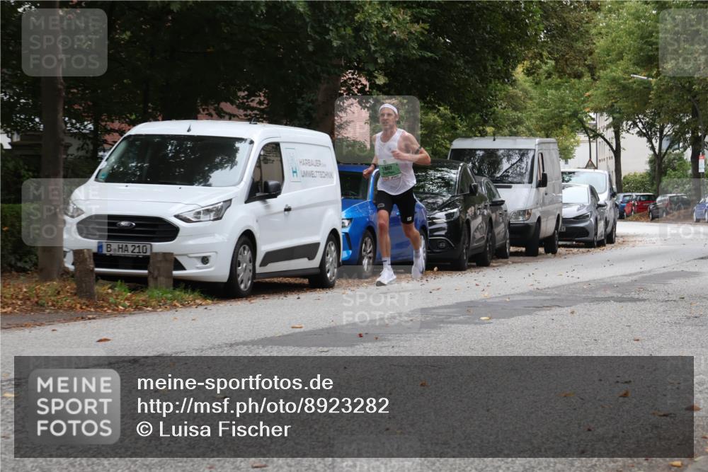 21.09.2025 - PSD Bank Halbmarathon Luisa Fischer http://msf.ph/oto/8923282 21.09.2025 11:04:39 Laufen 210, 1807 meine-sportfotos.de