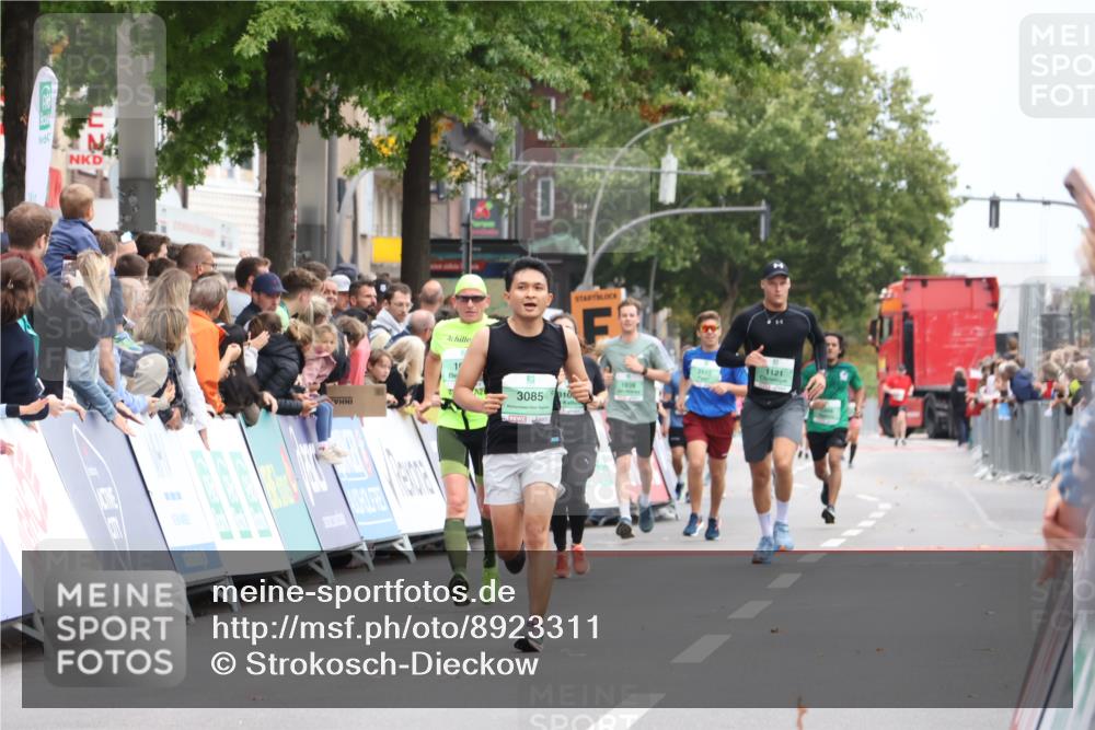 21.09.2025 - PSD Bank Halbmarathon Strokosch-Dieckow http://msf.ph/oto/8923311 21.09.2025 12:02:23 Ziel 2966, 3020 meine-sportfotos.de