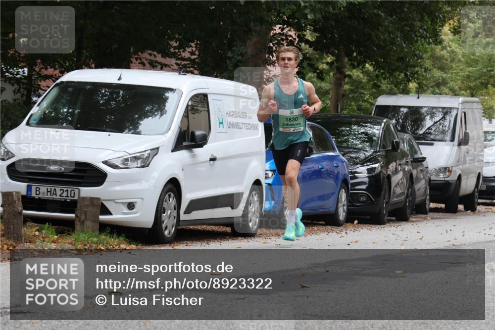 21.09.2025 - PSD Bank Halbmarathon Luisa Fischer http://msf.ph/oto/8923322 21.09.2025 11:06:00 Laufen 210, 1830 meine-sportfotos.de