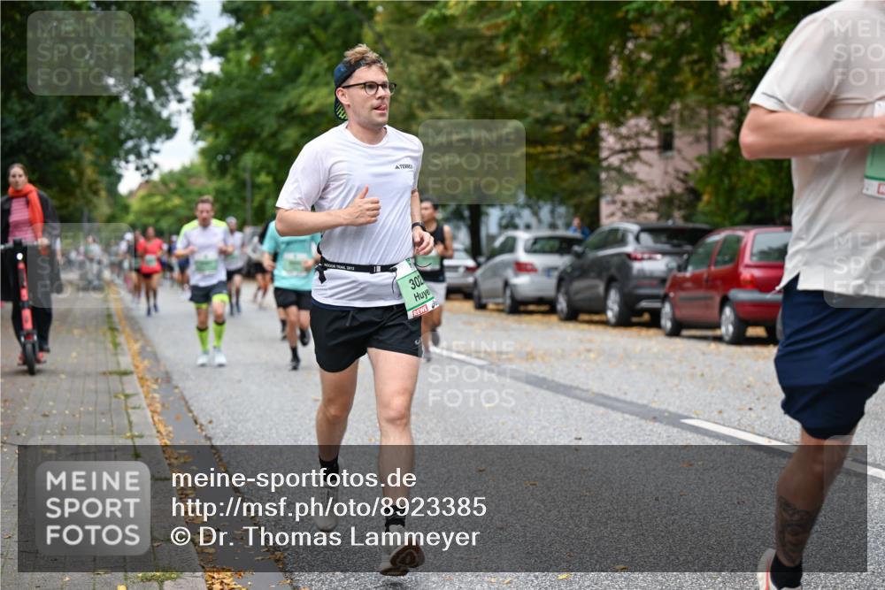 21.09.2025 - PSD Bank Halbmarathon Dr. Thomas Lammeyer http://msf.ph/oto/8923385 21.09.2025 10:42:47 Laufen 30 meine-sportfotos.de