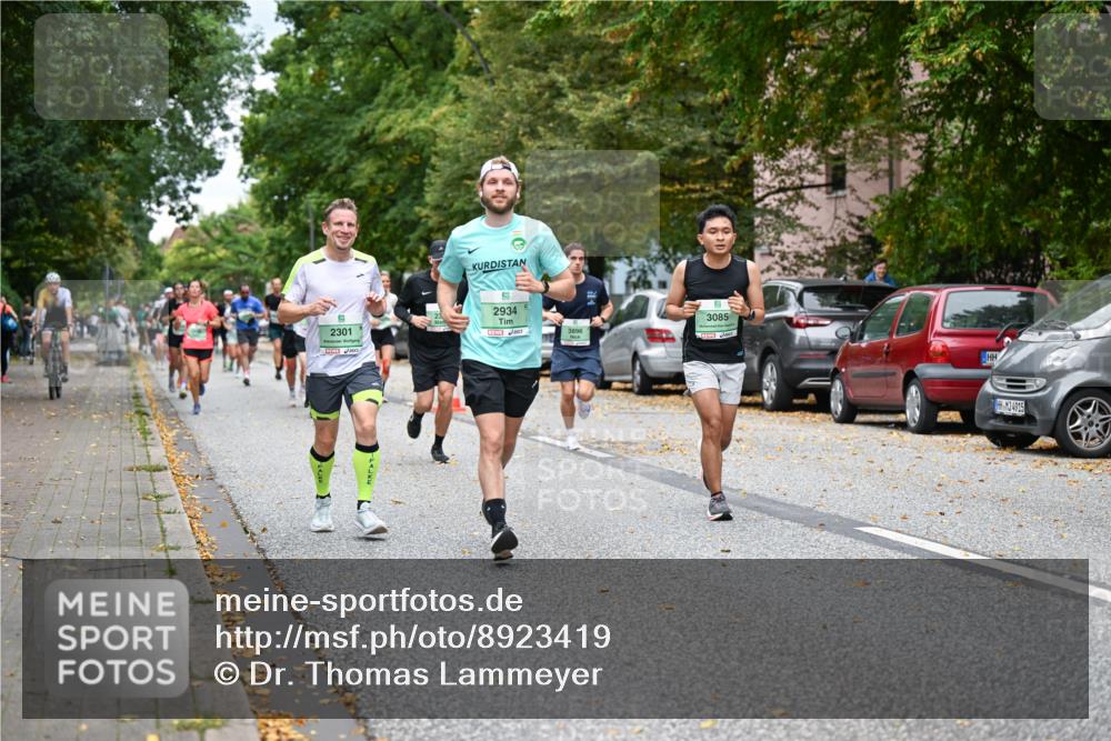21.09.2025 - PSD Bank Halbmarathon Dr. Thomas Lammeyer http://msf.ph/oto/8923419 21.09.2025 10:42:50 Laufen 37, 2934, 2301, 3896, 3085, 4915 meine-sportfotos.de