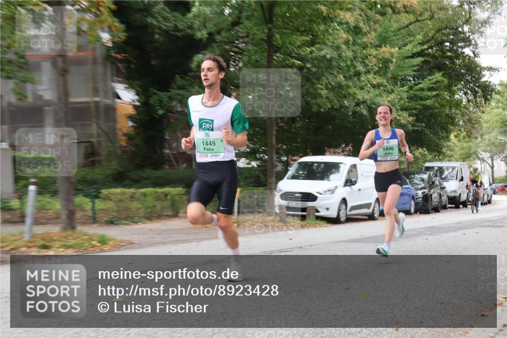 21.09.2025 - PSD Bank Halbmarathon Luisa Fischer http://msf.ph/oto/8923428 21.09.2025 11:08:04 Laufen 1445, 1446 meine-sportfotos.de