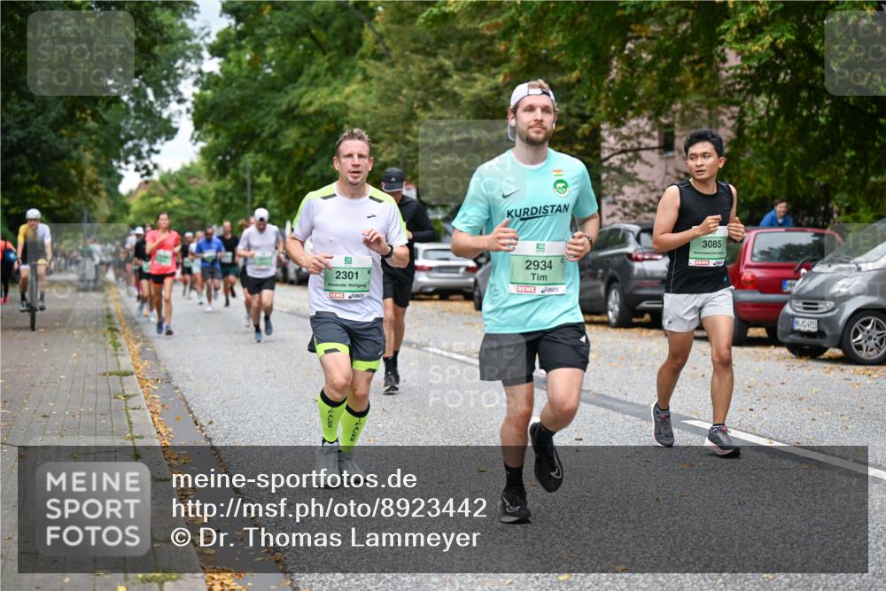 21.09.2025 - PSD Bank Halbmarathon Dr. Thomas Lammeyer http://msf.ph/oto/8923442 21.09.2025 10:42:50 Laufen 2301, 13, 2934, 3085, 4925 meine-sportfotos.de