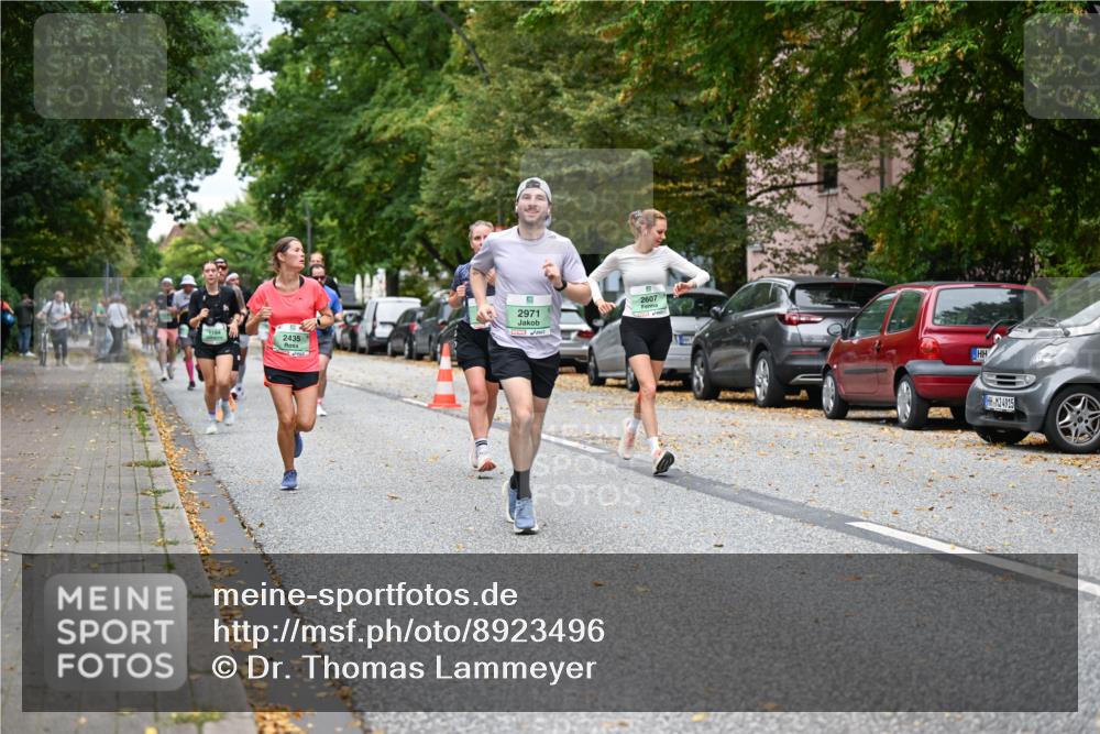 21.09.2025 - PSD Bank Halbmarathon Dr. Thomas Lammeyer http://msf.ph/oto/8923496 21.09.2025 10:42:54 Laufen 1194, 2435, 9, 2971, 2607, 4915 meine-sportfotos.de