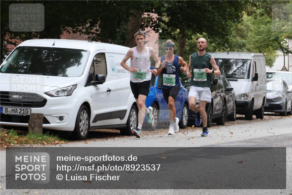 21.09.2025 - PSD Bank Halbmarathon Luisa Fischer http://msf.ph/oto/8923537 21.09.2025 11:08:58 Laufen 210, 1306, 1358, 1843 meine-sportfotos.de