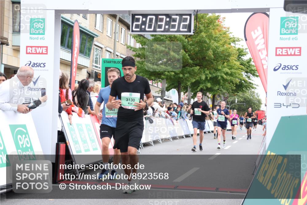 21.09.2025 - PSD Bank Halbmarathon Strokosch-Dieckow http://msf.ph/oto/8923568 21.09.2025 12:02:55 Ziel 2448, 3071, 3114, 3130, 3299 meine-sportfotos.de