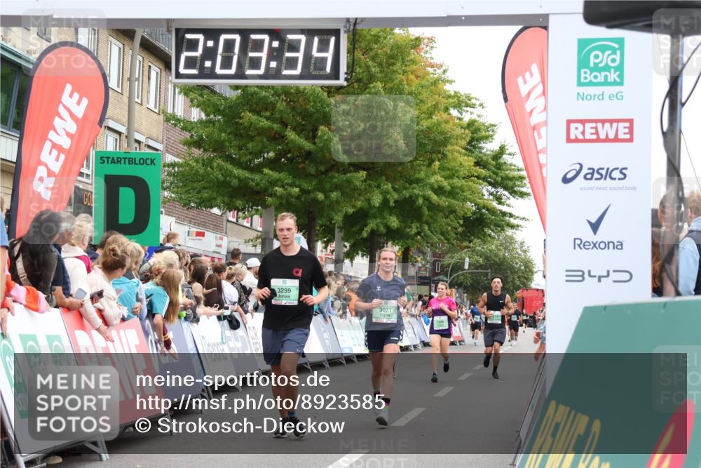 21.09.2025 - PSD Bank Halbmarathon Strokosch-Dieckow http://msf.ph/oto/8923585 21.09.2025 12:02:57 Ziel 2448, 3071, 3114, 3130, 3299 meine-sportfotos.de