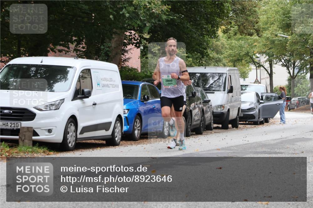 21.09.2025 - PSD Bank Halbmarathon Luisa Fischer http://msf.ph/oto/8923646 21.09.2025 11:10:21 Laufen 210, 3899 meine-sportfotos.de