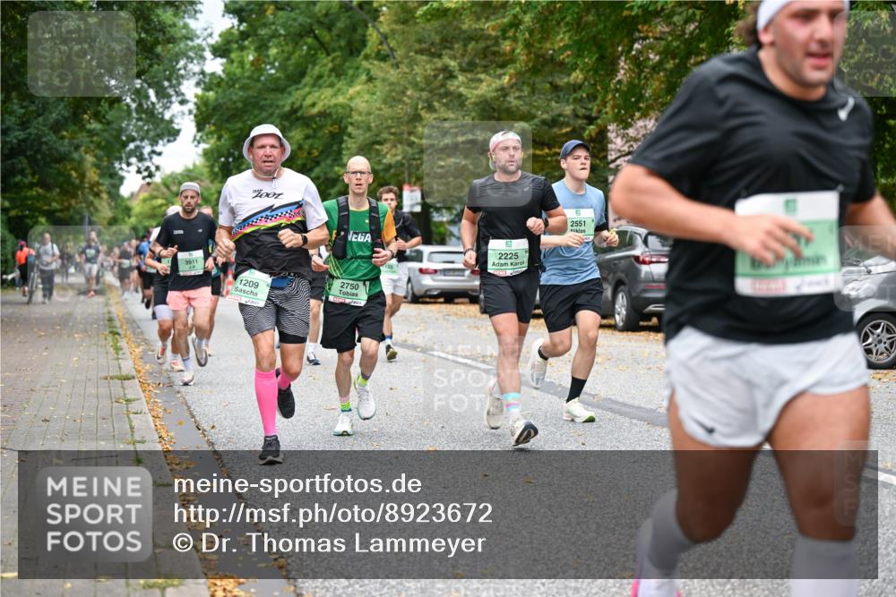 21.09.2025 - PSD Bank Halbmarathon Dr. Thomas Lammeyer http://msf.ph/oto/8923672 21.09.2025 10:43:02 Laufen 1001, 2225, 3911, 1209, 2750, 2551 meine-sportfotos.de