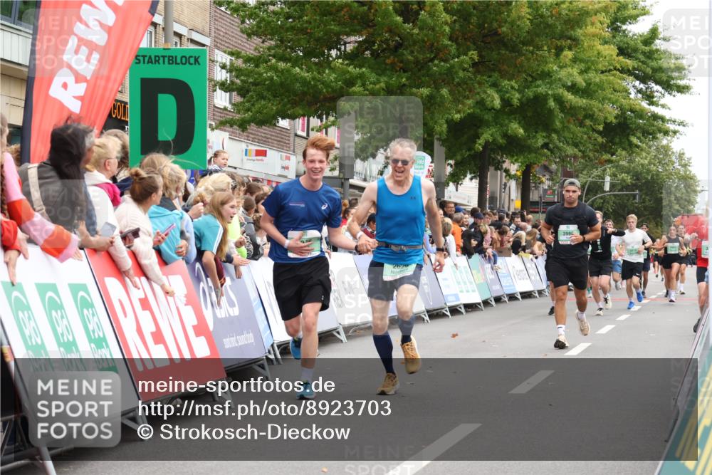 21.09.2025 - PSD Bank Halbmarathon Strokosch-Dieckow http://msf.ph/oto/8923703 21.09.2025 12:03:09 Ziel 1574, 1685, 2629, 3418 meine-sportfotos.de