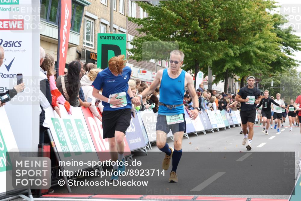 21.09.2025 - PSD Bank Halbmarathon Strokosch-Dieckow http://msf.ph/oto/8923714 21.09.2025 12:03:10 Ziel 1574, 1685, 2629, 3418, 3986 meine-sportfotos.de