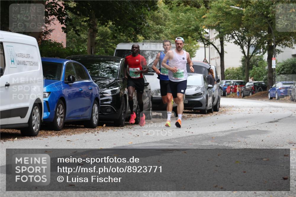 21.09.2025 - PSD Bank Halbmarathon Luisa Fischer http://msf.ph/oto/8923771 21.09.2025 11:11:29 Laufen 1799, 18, 1841, 2 meine-sportfotos.de