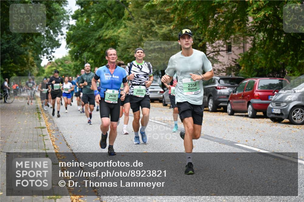 21.09.2025 - PSD Bank Halbmarathon Dr. Thomas Lammeyer http://msf.ph/oto/8923821 21.09.2025 10:43:10 Laufen 70, 3, 2676, 3055, 2356, 4915 meine-sportfotos.de