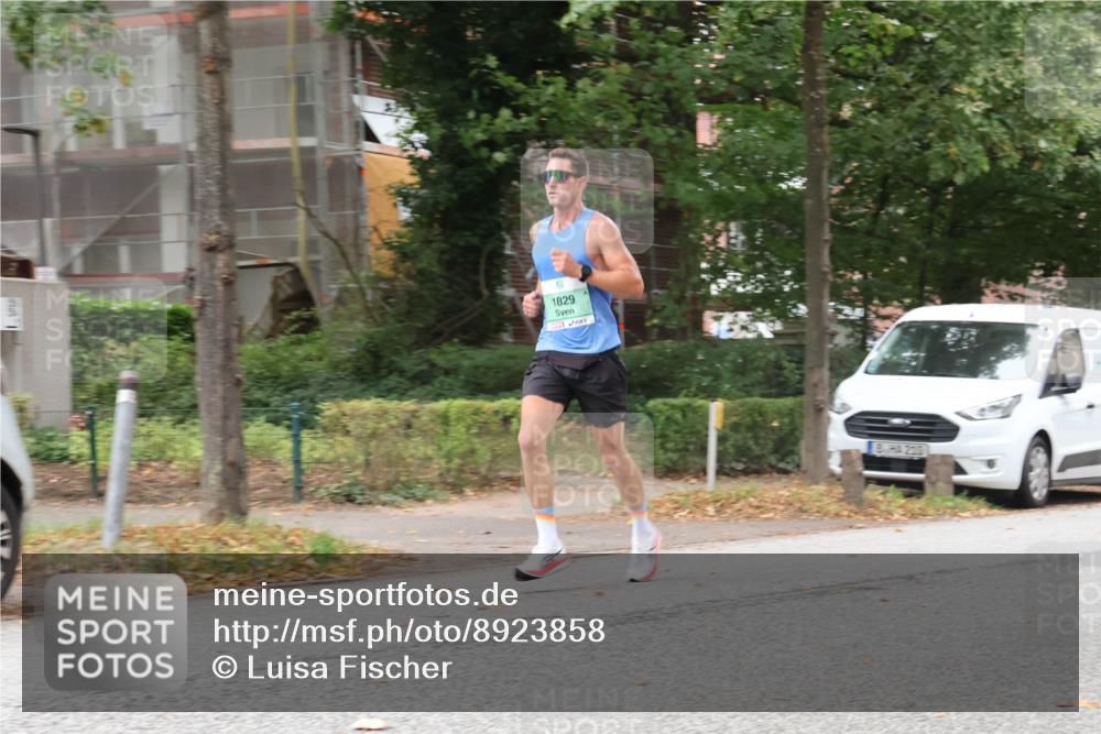21.09.2025 - PSD Bank Halbmarathon Luisa Fischer http://msf.ph/oto/8923858 21.09.2025 11:11:54 Laufen 1829 meine-sportfotos.de