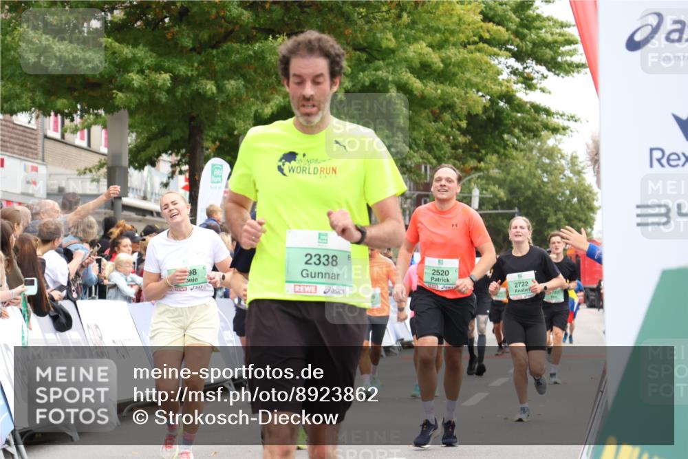21.09.2025 - PSD Bank Halbmarathon Strokosch-Dieckow http://msf.ph/oto/8923862 21.09.2025 12:03:30 Ziel 2337, 2338, 2457, 2520, 2565, 2722, 2798, 3189, 3248 meine-sportfotos.de