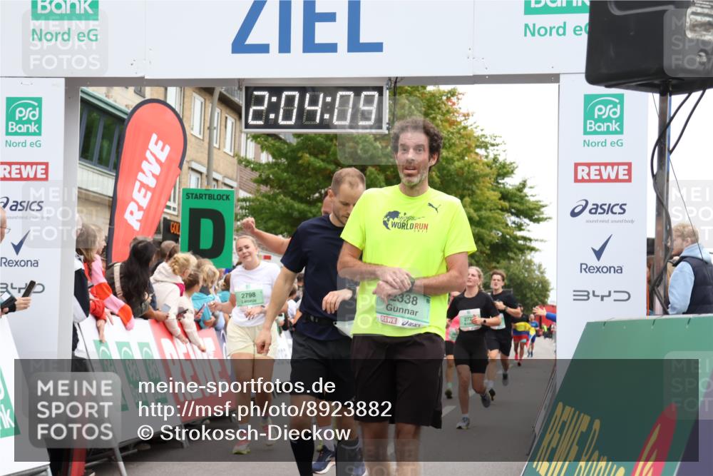 21.09.2025 - PSD Bank Halbmarathon Strokosch-Dieckow http://msf.ph/oto/8923882 21.09.2025 12:03:33 Ziel 2338, 2520, 2565, 2722, 2787, 2798, 2888, 2889, 3189, 3248 meine-sportfotos.de