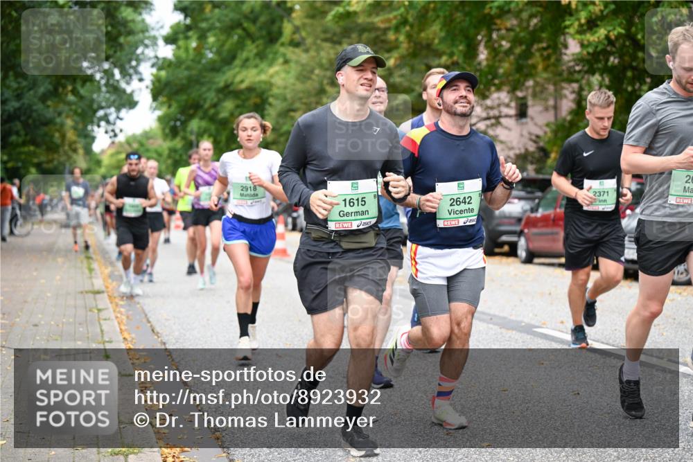 21.09.2025 - PSD Bank Halbmarathon Dr. Thomas Lammeyer http://msf.ph/oto/8923932 21.09.2025 10:43:16 Laufen 2918, 7, 26, 2371, 1615, 2642 meine-sportfotos.de