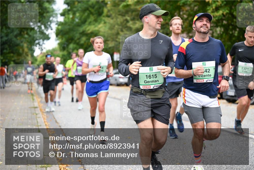 21.09.2025 - PSD Bank Halbmarathon Dr. Thomas Lammeyer http://msf.ph/oto/8923941 21.09.2025 10:43:17 Laufen 7, 1615, 42, 2371 meine-sportfotos.de