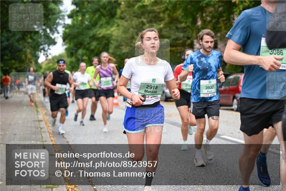 21.09.2025 - PSD Bank Halbmarathon Dr. Thomas Lammeyer http://msf.ph/oto/8923957 21.09.2025 10:43:18 Laufen 2918, 256, 3937, 3086 meine-sportfotos.de