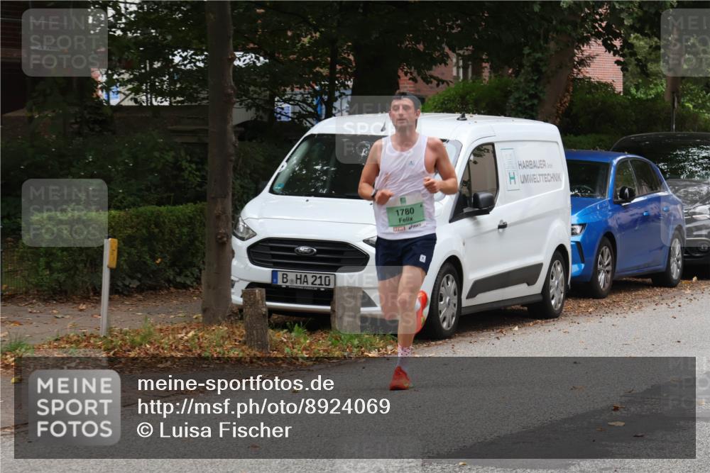 21.09.2025 - PSD Bank Halbmarathon Luisa Fischer http://msf.ph/oto/8924069 21.09.2025 11:13:45 Laufen 210, 1780 meine-sportfotos.de