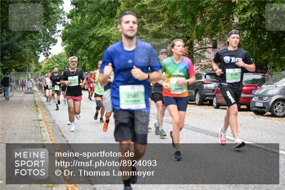 21.09.2025 - PSD Bank Halbmarathon Dr. Thomas Lammeyer http://msf.ph/oto/8924093 21.09.2025 10:43:25 Laufen 2133, 2581, 3376, 4915 meine-sportfotos.de
