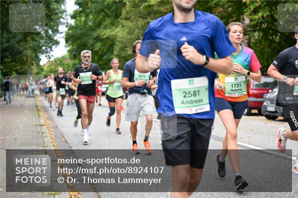 21.09.2025 - PSD Bank Halbmarathon Dr. Thomas Lammeyer http://msf.ph/oto/8924107 21.09.2025 10:43:26 Laufen 2133, 2615, 2581, 1731 meine-sportfotos.de